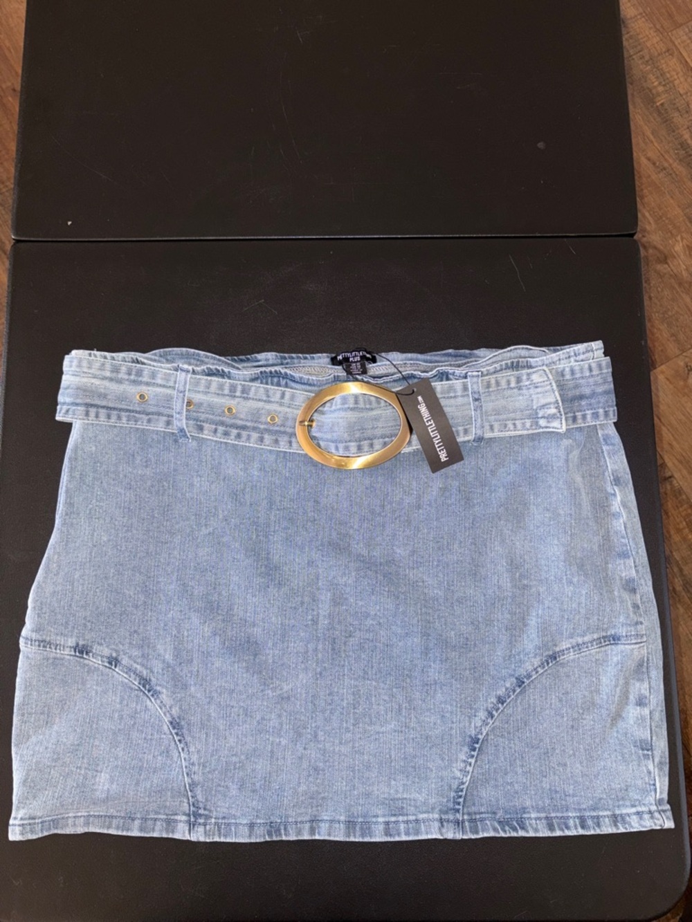 #PL979 - NWT PrettyLittleThing Plus Denim Mini Skirt - 16